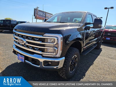 2027 Ford F-350SD Lariat