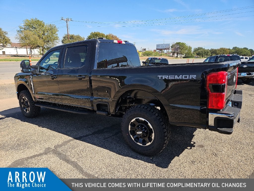 2027 Ford F-350SD Lariat