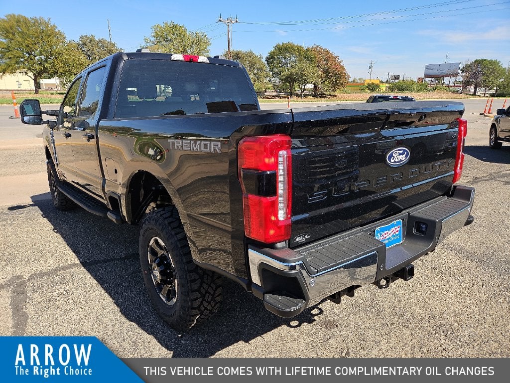 2027 Ford F-350SD Lariat