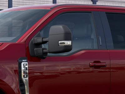 2027 Ford Super Duty F-350® XLT
